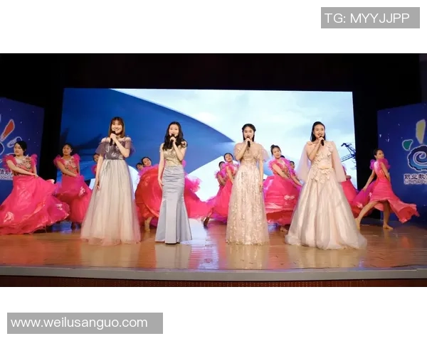 足球运动员评价各大球星技术特点与职业生涯成就的深度剖析 足球运动员评价各大球星技术特点与职业生涯成就的深度剖析